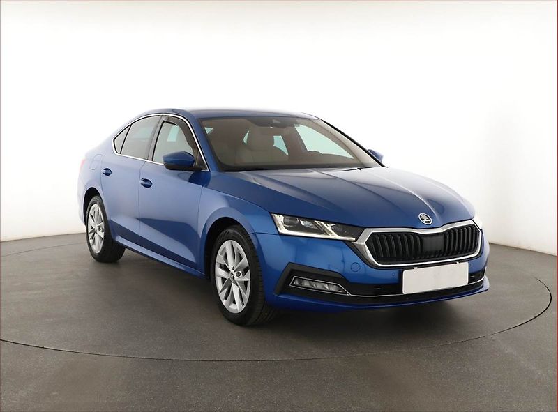 Škoda Octavia (2021) Style 2.0 TDI, Automat, ČR - fotka 1 z 20