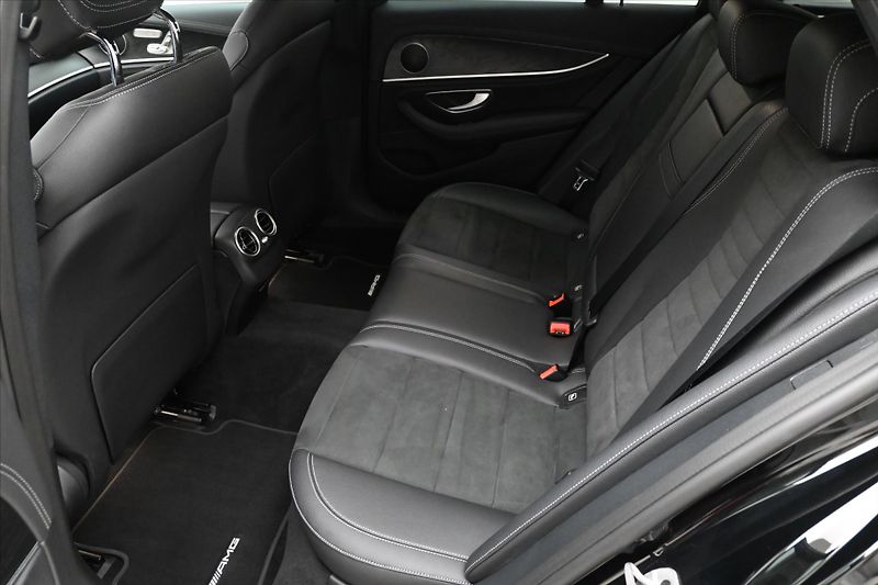 Mercedes-Benz Třídy E 2,0 220D 147kW 9G-TRONIC Záruk - fotka 14 z 30