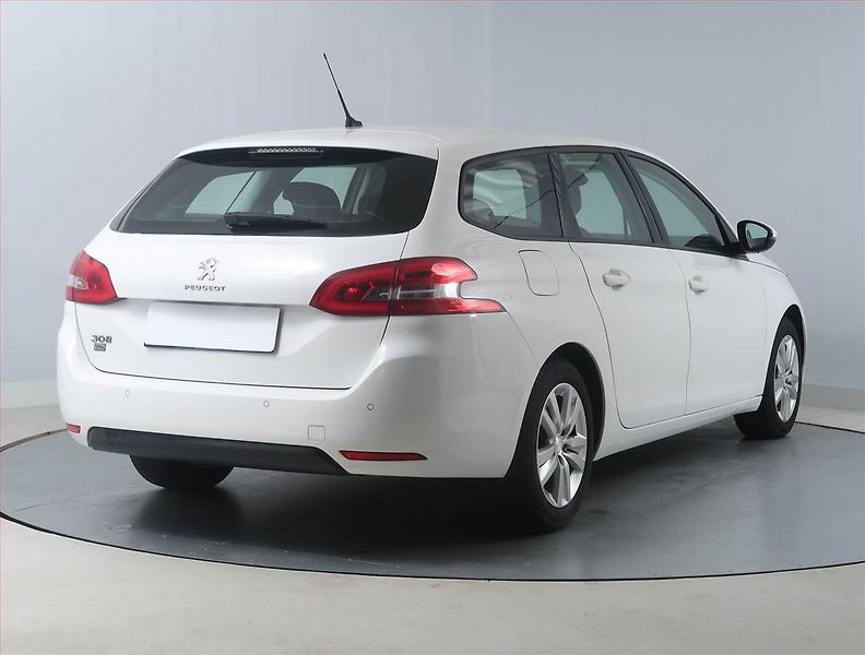 Peugeot 308 (2019) 1.2 PureTech, Serv.kniha - fotka 5 z 14