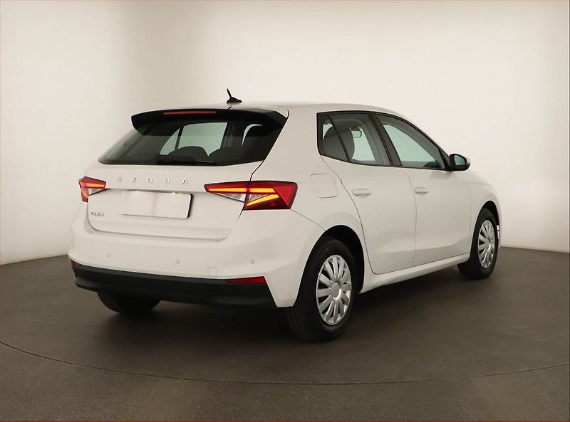 Škoda Fabia (2023) Ambition 1.0 TSI, ČR,1.maj - fotka 5 z 12