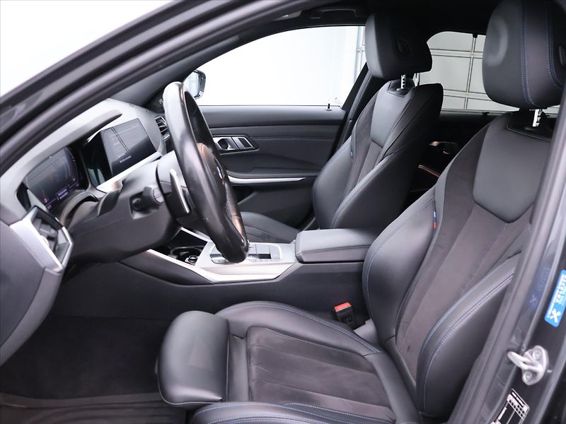 BMW Řada 3 3,0 M340d 250 kW xDrive CZ DPH - fotka 13 z 44