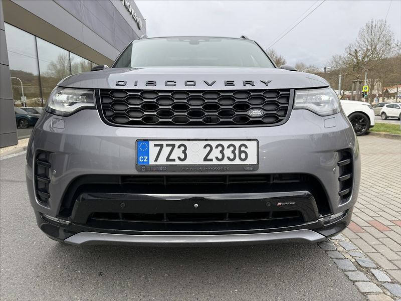 Land Rover Discovery 3,0 R-DYNAMIC SE D300 - fotka 4 z 26
