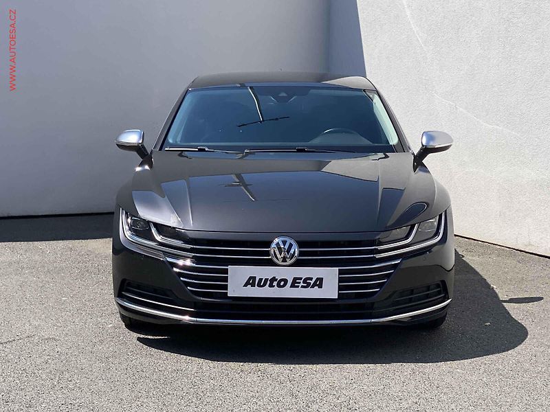 Volkswagen Arteon (2018) 2.0 TSi, Elegance, DSG - fotka 2 z 19