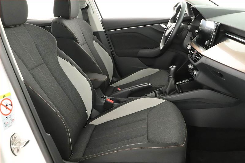 Škoda Scala (2023) Style 1.0 TSI, ČR,1.maj - fotka 7 z 16