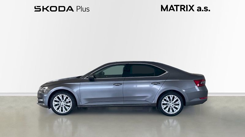 Škoda Superb (2024) Style 2.0TSI 140kW  DSG - fotka 3 z 33