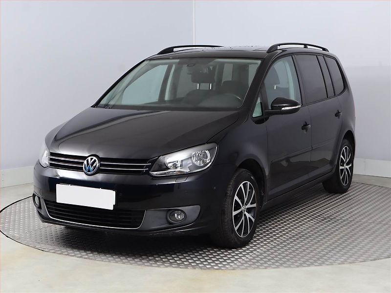Volkswagen Touran (2010) 1.4 TSI, 7 míst, Tempomat - fotka 2 z 18