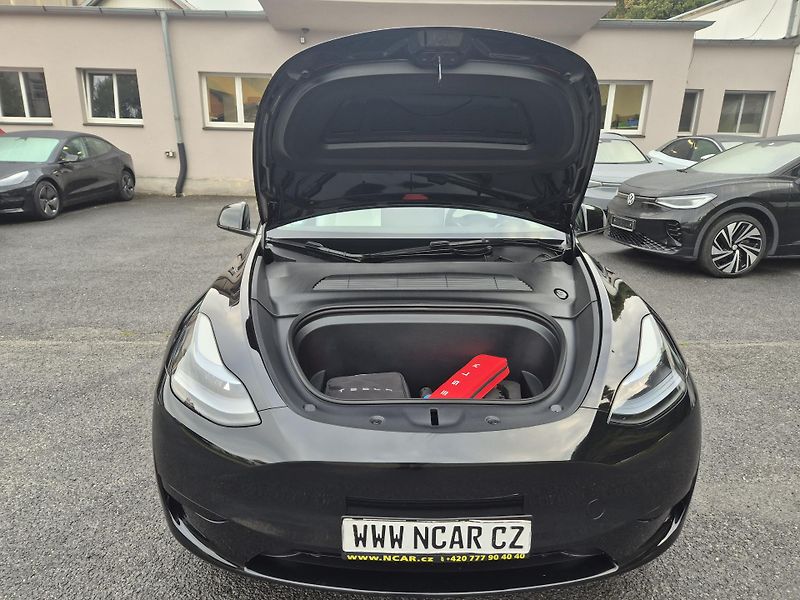 Tesla Model Y RWD 220kw TZ 92,5 % - fotka 18 z 48