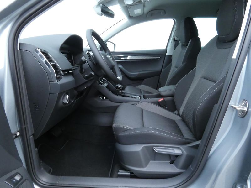 Škoda Karoq (2026) Top Selection 1.5 TSI 110 kW D - fotka 18 z 30