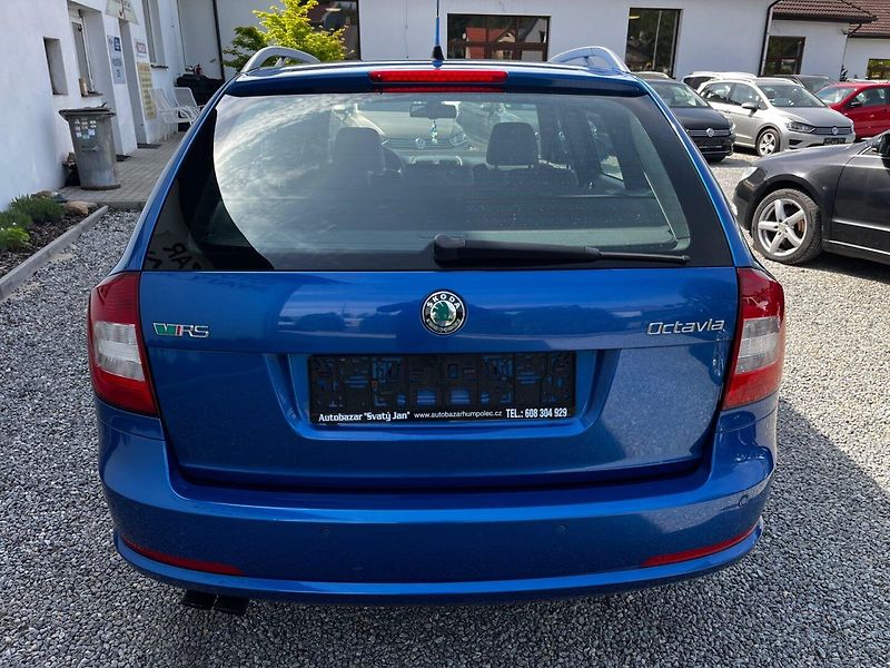 Škoda Octavia (2011) 2.0 TSi RS TOP Stav - fotka 4 z 28