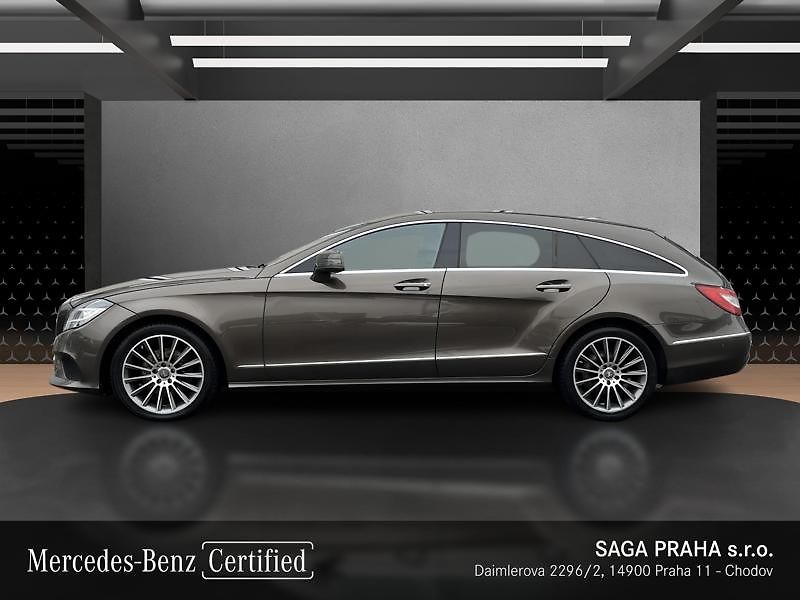 Mercedes-Benz CLS 250 d 4MATIC Shooting Brake - fotka 6 z 24