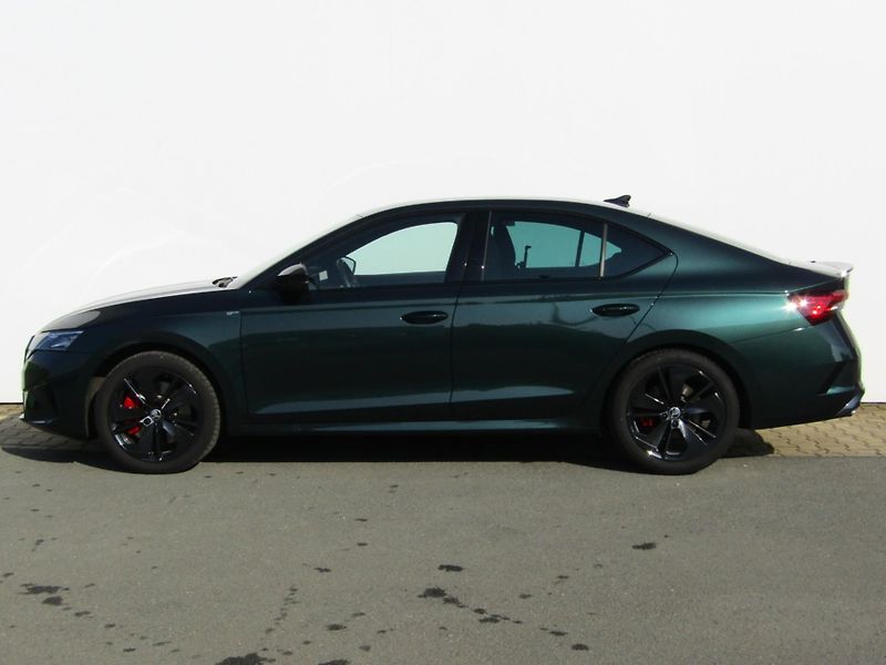 Škoda Octavia IV FL RS 2.0 TSI /195kW 7st.au - fotka 3 z 30