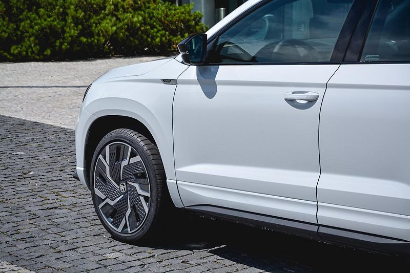 Škoda Karoq (2023) 1,5Tsi Sportline Exclusive DSG - fotka 10 z 30