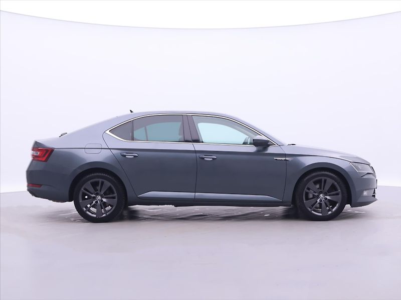 Škoda Superb 2,0 TSI 206kW DSG 4x4 CZ L&K - fotka 8 z 45