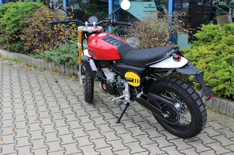 Fantic Caballero Scrambler 500 (2025) NOVINKA 2025 SKLADEM - fotka 9 z 9