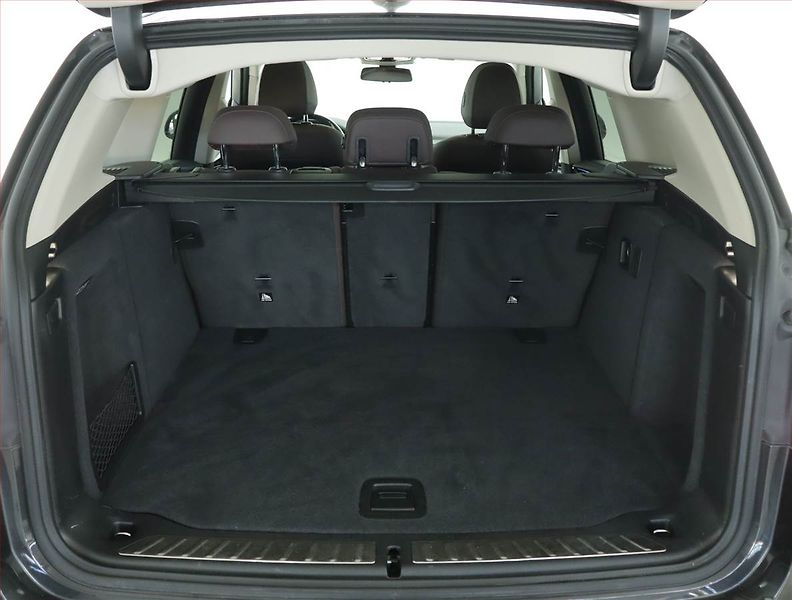 BMW iX3 (2021) 80 kWh, SoH 97% - fotka 14 z 20