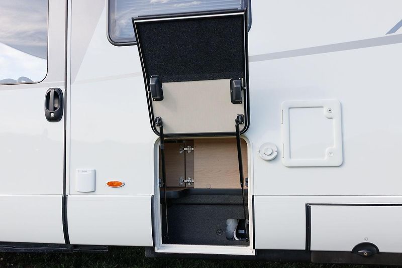 Hymer Ostatní (2023) B 580 Modern Comfort - fotka 8 z 57