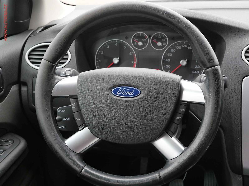 Ford Focus (2007) 1.6i, ČR, servis.kniha - fotka 13 z 15