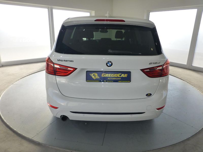 BMW Řada 2 (2016) 2,0D*NAVI*ALU*VYHŘ.SED*M.PAKET - fotka 6 z 28