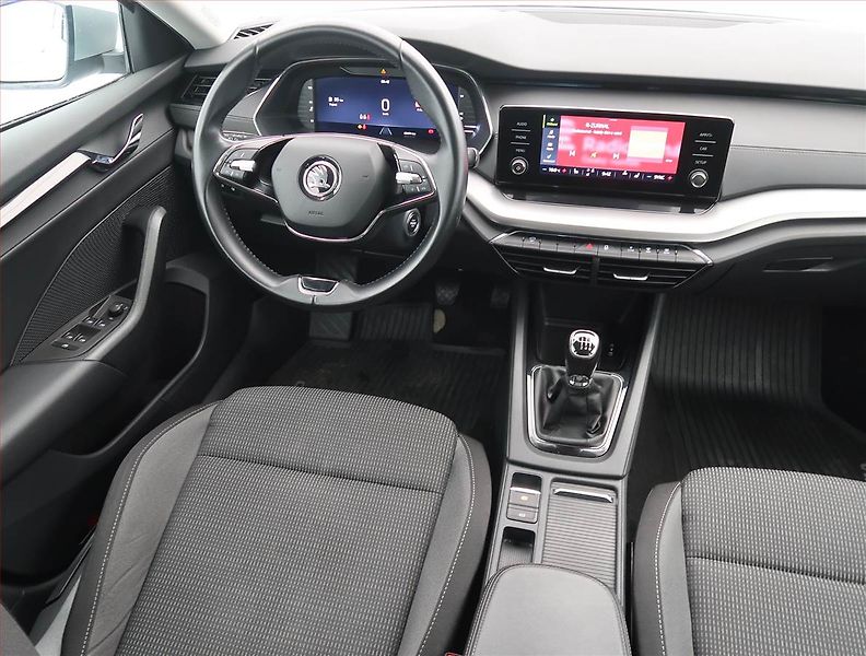 Škoda Octavia (2022) Ambition 2.0 TDI, ČR,1.maj - fotka 7 z 15