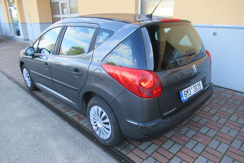 Peugeot 207 SW 1.4i KLIMA NOVÁ STK - fotka 7 z 18