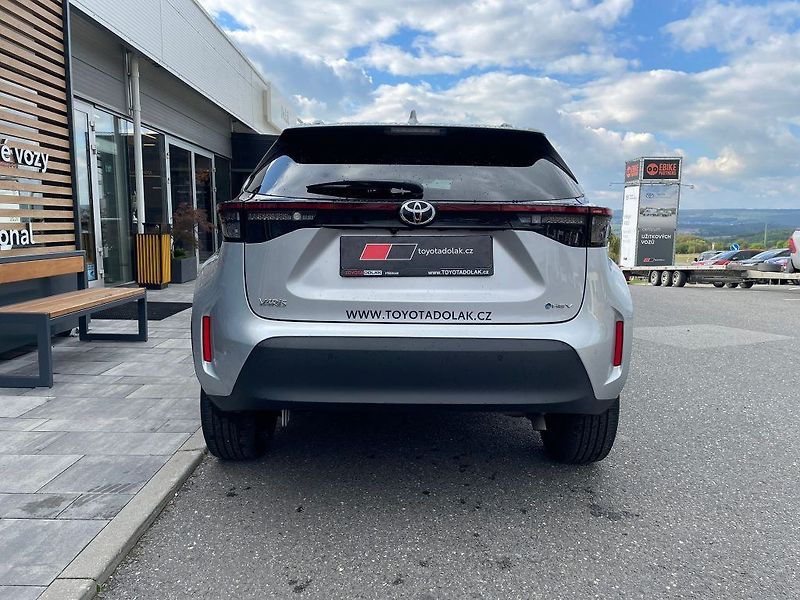 Toyota Yaris Cross MY25 1.5 TNGA HEV - fotka 6 z 30