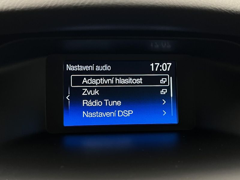 Ford Focus 1.5 ECOBOOST MAN 1. maj. - fotka 29 z 36