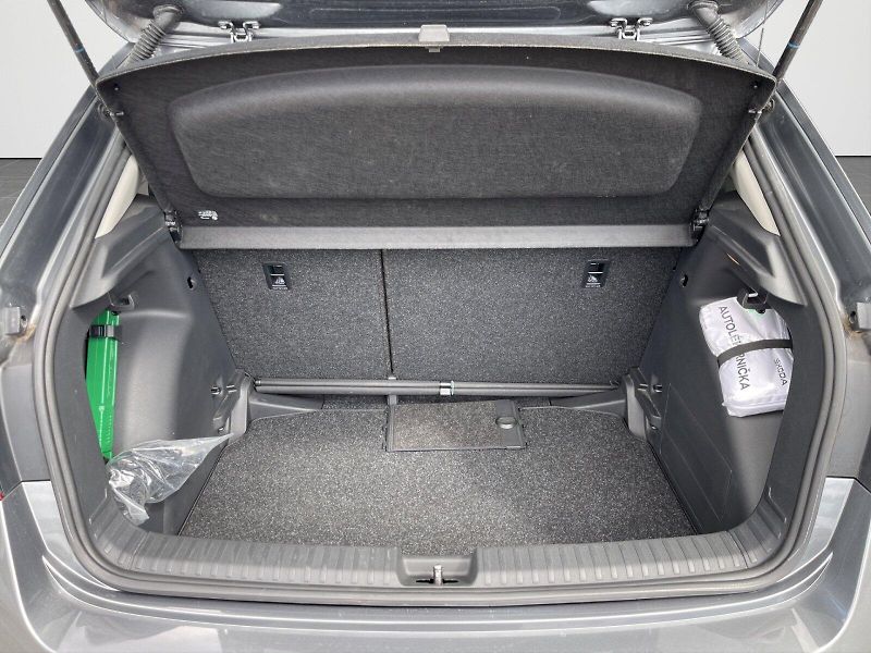 Škoda Fabia (2025) 1.0 TSI 70kW Top Selection - fotka 30 z 34