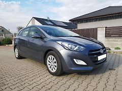 Hyundai i30 1.6CRDi automat pěkná výbava - fotografie inzerátu