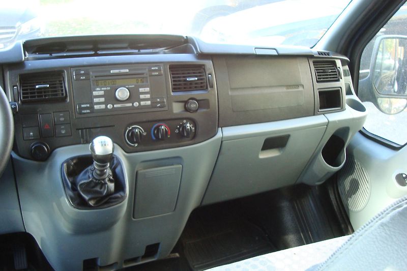 Ford Transit (2010) 2.2TDCi,300M,ČR,S.Kn,9-míst - fotka 35 z 74