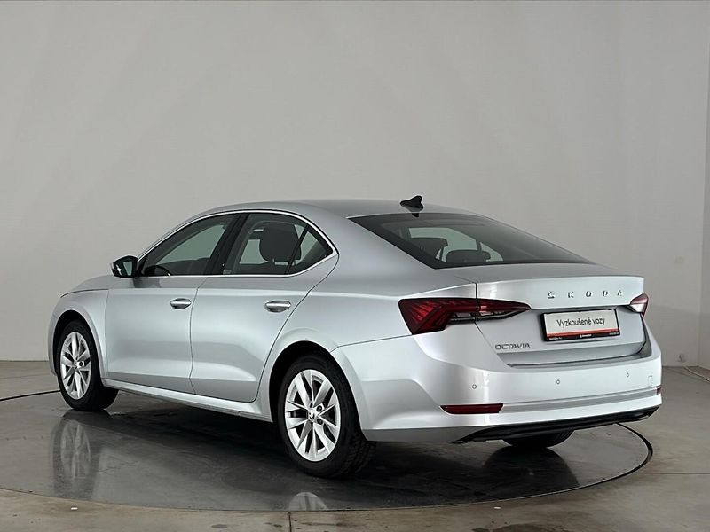 Škoda Octavia Style - fotka 15 z 29