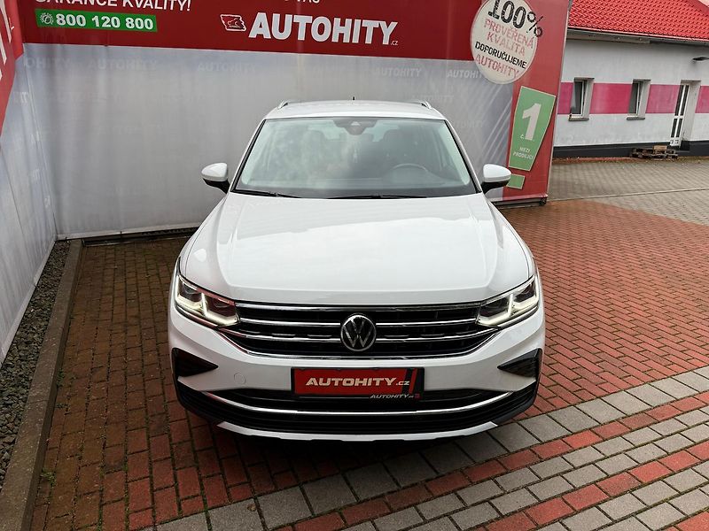 Volkswagen Tiguan 2.0 TDi Elegance DSG 4x4, ČR - fotka 2 z 34