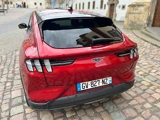 Ford Mustang Mach-E (2024) RWD, dojezd 400km,nové auto !! - fotka 4 z 20