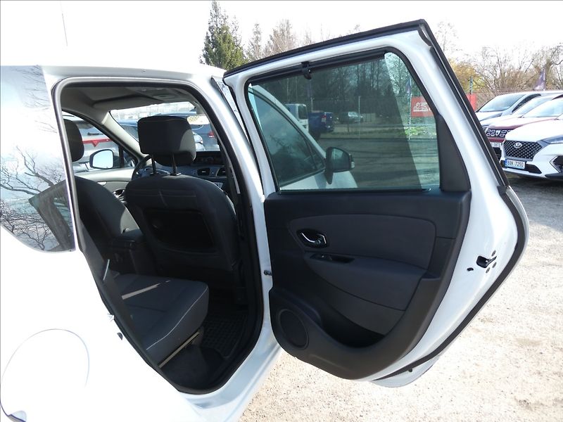 Renault Scénic 1,5 dCi 81kW Limited,AUTOMAT,n - fotka 26 z 44