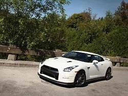 Nissan GT-R