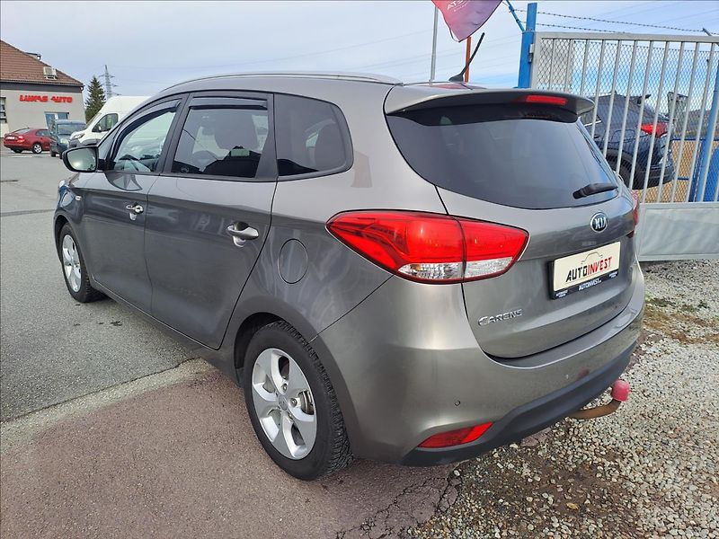 Kia Carens 1,7 CRDi SERVISKA,KOUPENO V CZ - fotka 4 z 16