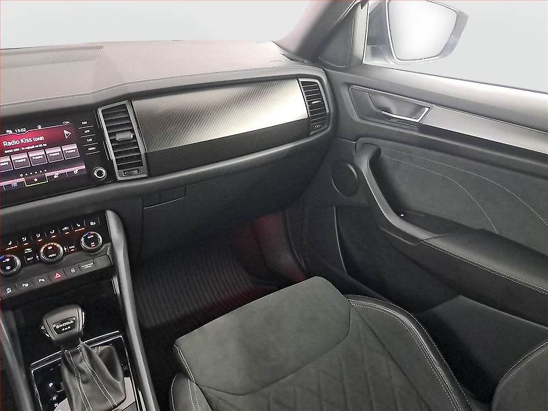 Škoda Kodiaq (2023) 2.0 TDI - fotka 8 z 24