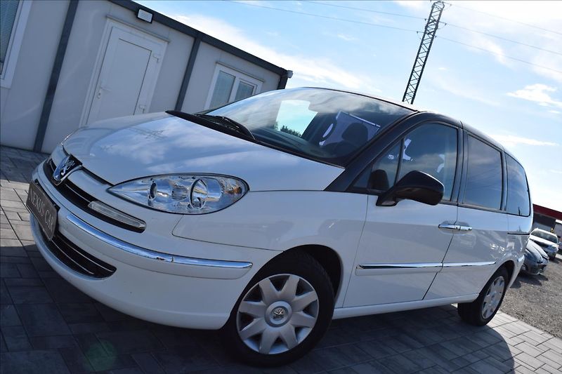 Peugeot 807 2,0 HDI 100KW 7MÍST PO STK - fotka 1 z 46