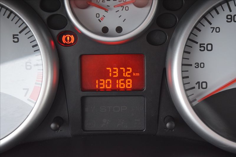 Peugeot 206 1,4 i (TU3) 54KW SERVISKA ALU - fotka 30 z 41