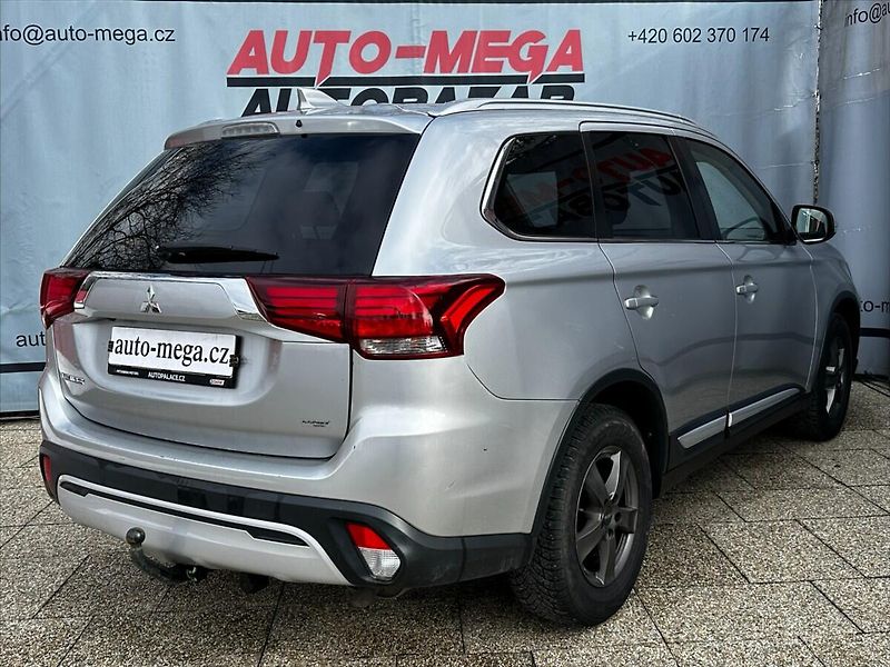 Mitsubishi Outlander 2,0 MIVEC, CZ, 1.majitel, DPH! - fotka 4 z 38