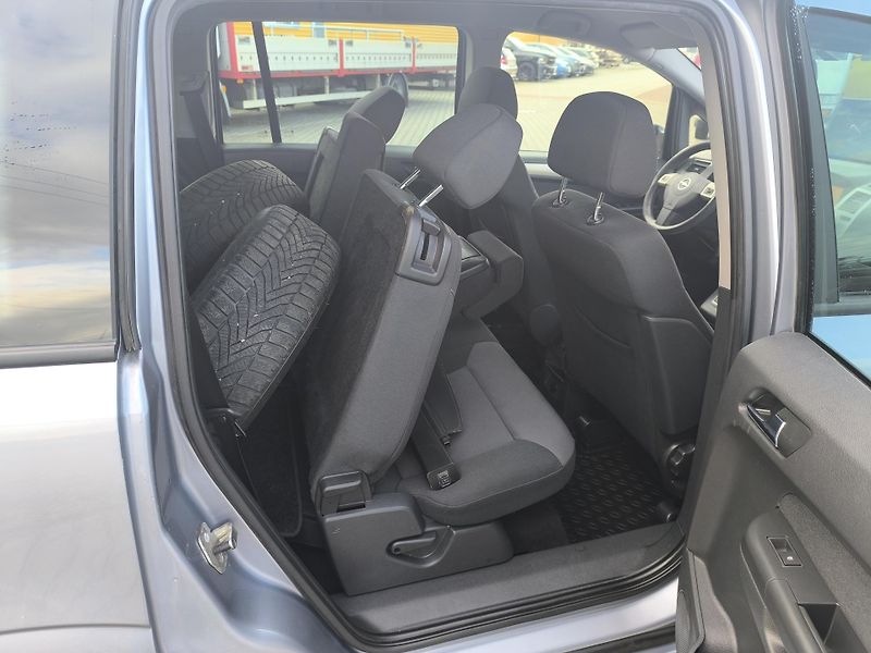 Opel Zafira (2008) 1.8  7MÍST,DOLOŽENÉ KM,SERVIS - fotka 14 z 36