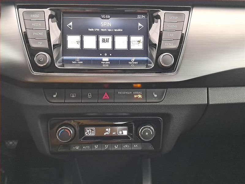 Škoda Fabia (2018) 1.0 TSI, Tempomat - fotka 12 z 17
