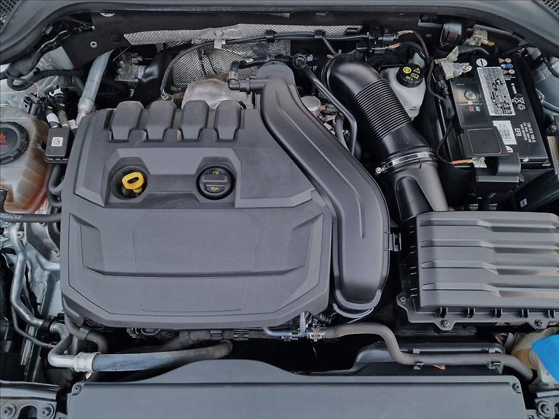 Škoda Octavia 1.5TSI 110kW Style, ČR,1.Maj. - fotka 44 z 50