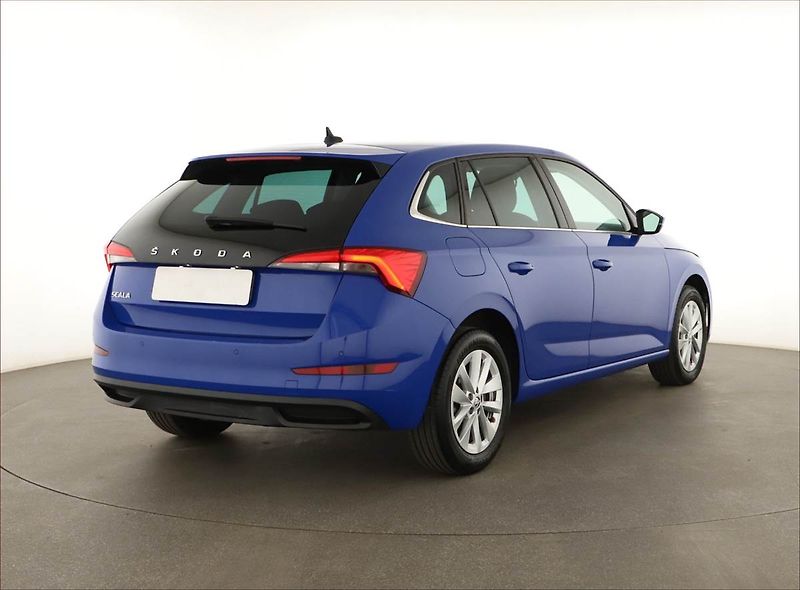 Škoda Scala (2023) Style 1.0 TSI, Automat, ČR - fotka 5 z 19