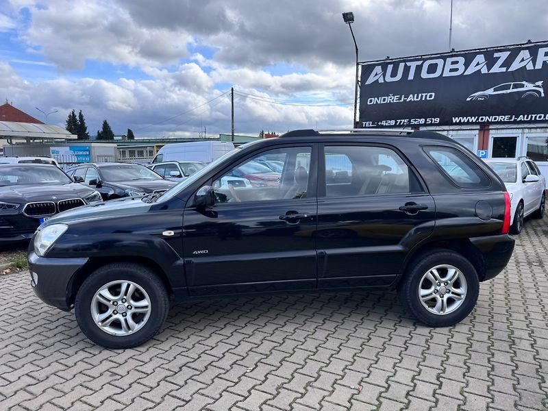 Kia Sportage (2004) 2,7i V6 129 KW AUTOMAT 4X4 - fotka 2 z 45