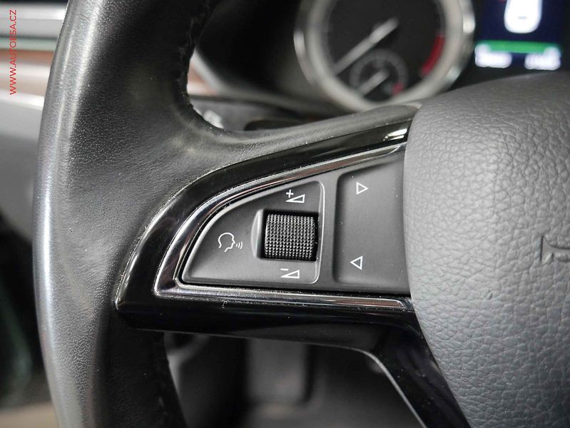Škoda Superb (2020) 2.0 TDI 4x4, Scout, DSG, LED - fotka 18 z 24