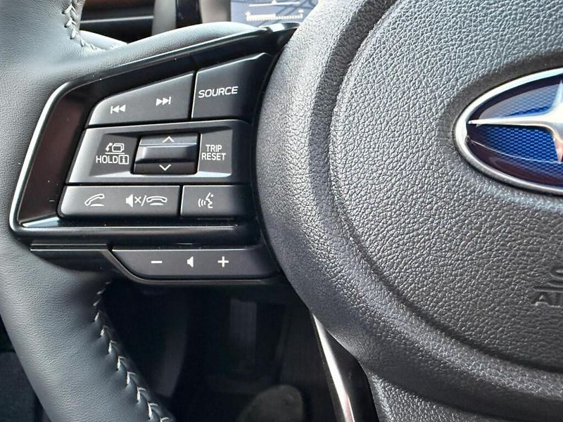 Subaru Outback 2,4T Premier XT - fotka 22 z 26