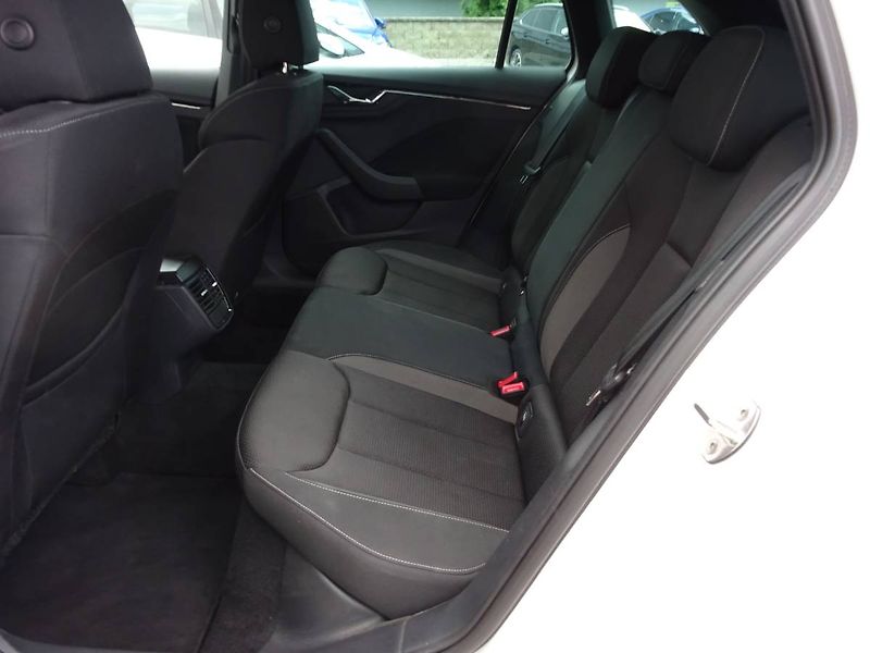 Škoda Scala (2023) 1,0TSi /81kW Tour - fotka 26 z 29