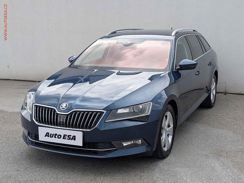 Škoda Superb (2019) 1.6 TDi, Style, DSG, bixen - fotka 3 z 15