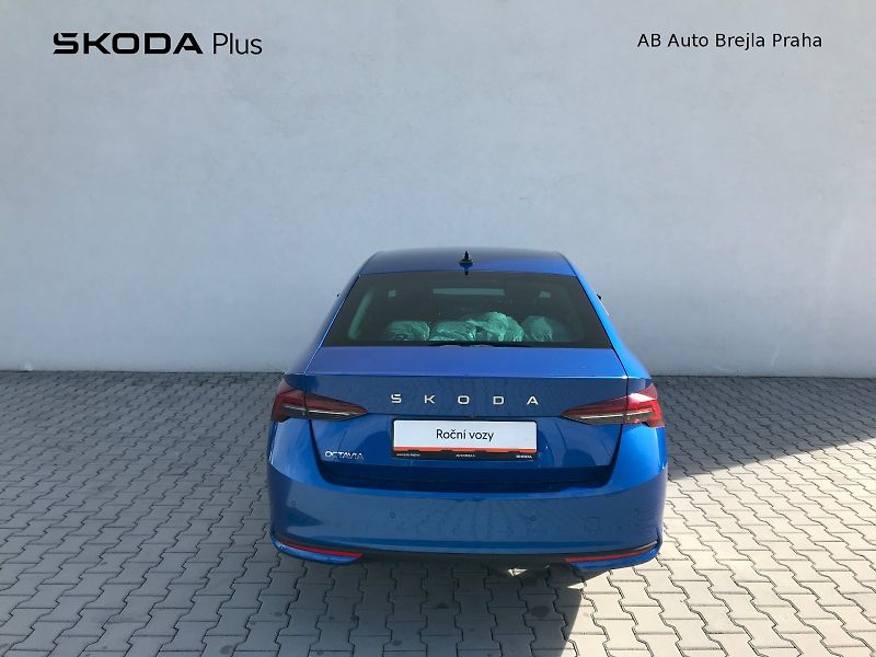 Škoda Octavia (2024) SELECTION TOP TD85/2.0 M6F - fotka 13 z 24