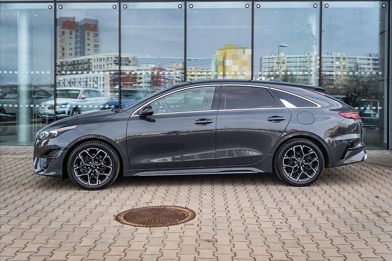 Kia ProCeed 1,5 T-GDi GPF 7DCT  GT LINE PL - fotka 5 z 25
